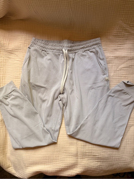 Vuori Pants - Vuori Light Gray Jogger Leggings with Drawstring